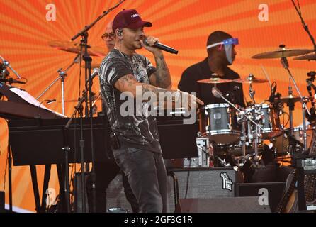 NEW YORK, NEW YORK - AOÛT 21 : Kane Brown se produit sur scène lors de We Love NYC: The Homecoming concert produit par NYC, Clive Davis, et Live Nation le 21 août 2021 à New York City. (Photo de John Atashian) Banque D'Images