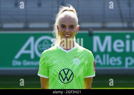 Wolfsburg, Allemagne. 23 août 2021. Football, femmes: Bundesliga, VfL Wolfsburg, présentation de l'équipe au stade AOK. Sofie Svava. Credit: Swen Pförtner/dpa/Alay Live News Banque D'Images