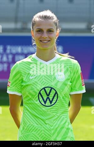 Wolfsburg, Allemagne. 23 août 2021. Football, femmes: Bundesliga, VfL Wolfsburg, présentation de l'équipe au stade AOK. Tabaa Waßmuth. Credit: Swen Pförtner/dpa/Alay Live News Banque D'Images