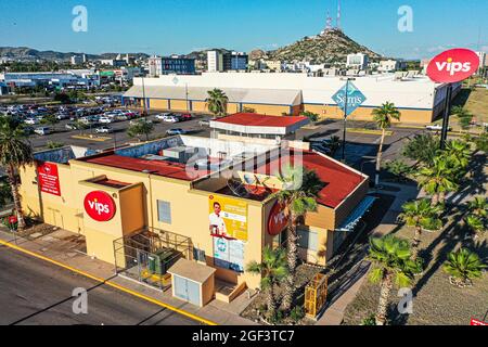 Restaurant VIP sur le Paseo Río Sonora à Vado del Rio Sonora. Hermosillo, Sonora Mexique. (Photo de Luis Gutierrez / NortePhoto.com) Restaurante VIP en el Paseo Río Sonora en en Vado del Rio Sonora. Hermosillo, Sonora Mexique. (Photo de Luis Gutierrez / NortePhoto.com) Banque D'Images