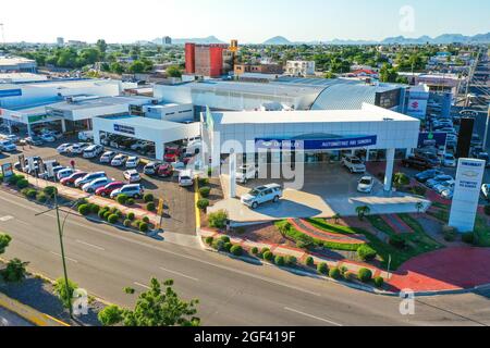 Agence automobile de Chevrolet, automobile Rio Sonora, vente de voitures à Paseo Río Sonora ou Vado del Rio Sonora. Hermosillo, Mexique. (Photo par Luis Gutierrez / Norte Banque D'Images