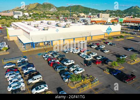 DOMAINE de vente en gros DE SAMS Club sur Paseo Río Sonora ou Vado del Rio Sonora. Hermosillo, Mexique. (Photo de Luis Gutierrez / NortePhoto.com) Bodega de mayo Banque D'Images