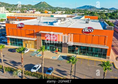 Vue générale du magasin de meubles de DICO dans le pavillon Reforma situé sur Paseo Río Sonora ou Vado del Rio Sonora. Hermosillo, Sonora Mexique. (Photo par Banque D'Images