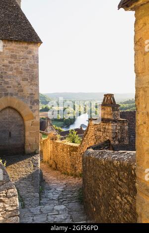 France, Dordogne, Beynac-et-Cazenac, murs en pierre du château de Beynac Banque D'Images