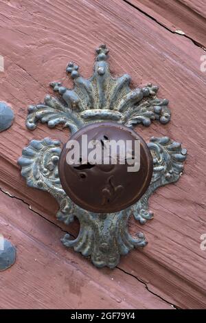 Ancienne porte décorée sur une porte, Bamberg, haute-Franconie, Bavière, Allemagne Banque D'Images