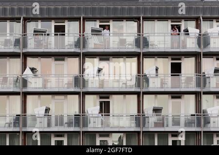 Balcons avec chaises de plage, maison plate, Westerland, Sylt, Iles frisonnes du Nord, Schleswig-Holstein Banque D'Images