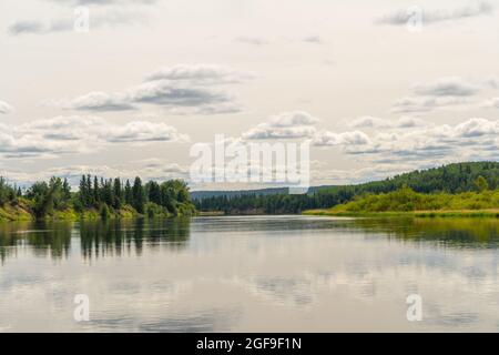 Rivière Nechako, en amont de Vanderhoof. Banque D'Images