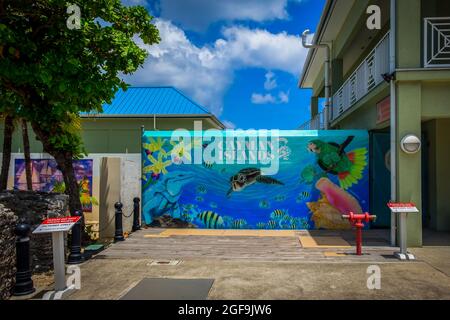 Grand Cayman, îles Caïmans, juillet 2020, vue sur une fresque accueillante à George Town Banque D'Images