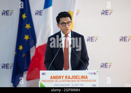 Le président malgache Andry Rajoelina prononce un discours lors de l'ouverture de la rencontre annuelle d'été Medef la Ref le 24 août 2021 sur le circuit de Longchamp à Paris. Photo de Raphael Lafargue/ABACAPRESS.COM Banque D'Images