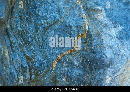 Fond de sol en marbre bleu intérieur décoratif en pierre. Motif naturel de fond en marbre, Pierre de surface avec un motif d'Emperador M. Banque D'Images