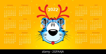 Bon calendrier de la nouvelle année 2022 sur fond jaune. Tigre bleu de dessin animé avec bois de cerf de Noël rouge Illustration de Vecteur