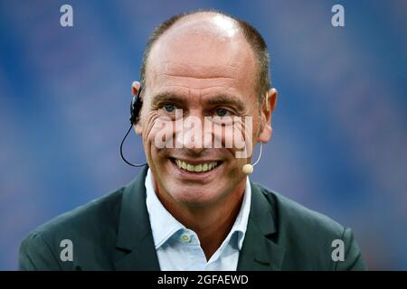 Gênes, Italie. 23 août 2021. Luca Marchegiani sourit avant la série UN match de football entre UC Sampdoria et AC Milan. Credit: Nicolò Campo/Alay Live News Banque D'Images