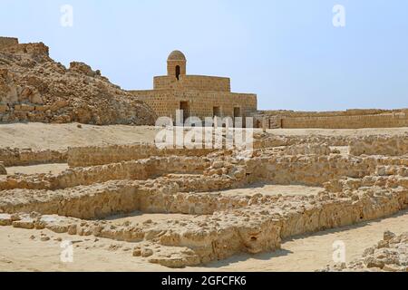 Vestiges du Qal'at al-Bahreïn ou du fort portugais, site du patrimoine mondial de l'UNESCO à Manama, Bahreïn Banque D'Images