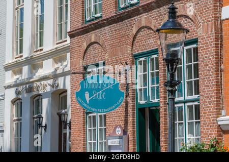 Restaurant populaire 'Holländische Stube' ou 'Dutch Parlor', Friedrichstadt, Frise du Nord, Schleswig-Holstein, Allemagne Banque D'Images