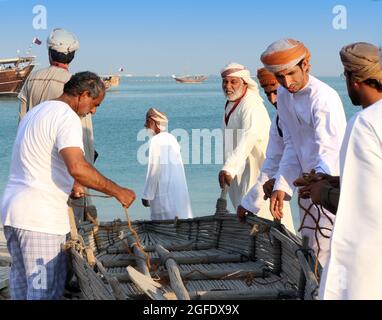 La vie traditionnelle des pêcheurs omanais -OMAN Banque D'Images