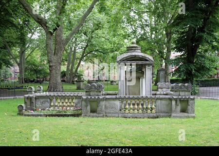 Mausolée de Sir John Soane dans les jardins de St Pancras Banque D'Images