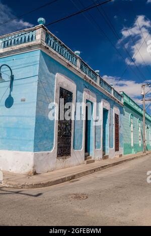Maisons colorées à Camaguey, Cuba Banque D'Images