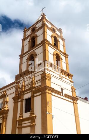 Tour de l'église Nuestra Senora de la Soledad à Camaguey, Cuba Banque D'Images