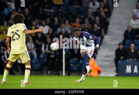 West Bromwich, Royaume-Uni. 25 août 2021. Quevin Castro de WBA lors du match de la Carabao Cup entre West Bromwich Albion et Arsenal aux Hawthorns, West Bromwich, Angleterre, le 25 août 2021. Photo de David Horn. Crédit : Prime Media Images/Alamy Live News Banque D'Images