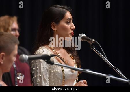 Karlovy Vary, République tchèque. 25 août 2021. L'actrice Avan Jamal a assisté à la présentation du film Exam au 55e Festival international du film de Karlovy Vary (KVIFF), le 25 août 2021, à Karlovy Vary, République tchèque. Crédit: Slavomir Kubes/CTK photo/Alamy Live News Banque D'Images