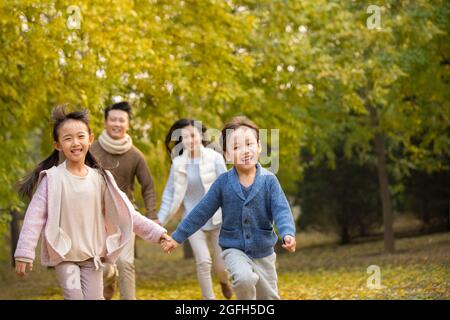 Bonne famille en bois Banque D'Images