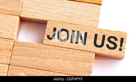 Joignez-vous à nous mot écrit sur le bloc de bois. Concept d'affaires. Banque D'Images