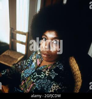 Roberta Flack, amerikanische Soulsängerin und Pianistin, Portrait vers 1973. Roberta Flack, chanteuse américaine Soul, auteur-compositeur et pianiste, portrait vers 1973. Banque D'Images