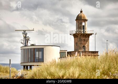 Fleetwood Lancashire ville côtière et Marine Beach Lower Lighthouse site historique et station radar Banque D'Images