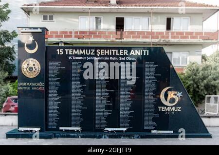 ALTINOVA, TURQUIE. 07 AOÛT 2021 juillet Martyrs Monument Histoire turque Banque D'Images