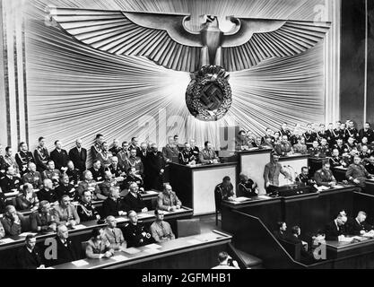 Adolf Hitler a prononcé son célèbre discours du 30 1939 janvier au Reichstag dans lequel il a « prédit » que les Juifs commenteraient une guerre mondiale et qu'ils seraient annihilés en Europe. Crédit: Bundesarchiv allemand Banque D'Images