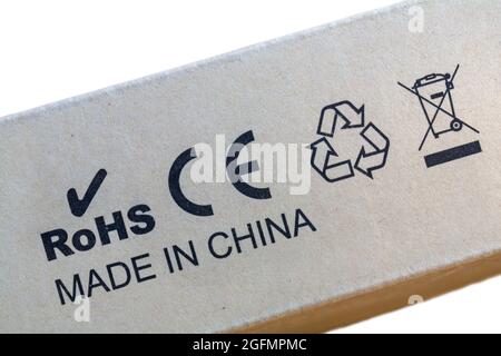 Restriction ROHS des substances dangereuses, logo ce et informations de recyclage sur l'emballage des boîtes en carton - fabriqué en Chine Banque D'Images