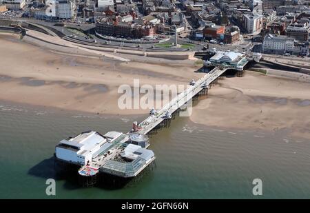 Vue aérienne de Blackpool North Pier Banque D'Images