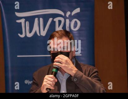 Rio de Janeiro, Rio de Janeiro, Brésil. 26 août 2021. (INT) l'hôtel de ville de Rio de Janeiro lance le programme transformer la génération. Août 26, Rio de Janeiro, Brésil: Le maire de Rio, Eduardo Paes, et le secrétaire spécial de la Jeunesse, Salvino Oliveira, annoncent le programme transformer la génération, qui profitera à 12,000 jeunes de Rio de Janeiro d'ici 2024, lors d'un événement au Musée d'Art de Rio, jeudi (26). Le projet encouragera la population âgée de 14 à 29 ans à créer des solutions pour garantir les droits. (Credit image: © Erica Martin/TheNEWS2 via ZUMA Press Wire) Banque D'Images