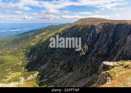 Paysage d'été de Sniezne Kolly dans les montagnes polonaises Giant Banque D'Images