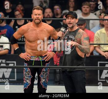 25 août 2021 - le cm Punk et Christian cage nouvellement signés sont vus pendant les Tapings de l'AEW à l'UW Milwaukee Panther Arena à Milwaukee, Wisconsin. Ricky Bassman/Cal Sport Media Banque D'Images