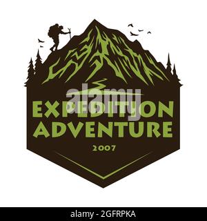Logo pour Mountain rando escalade Adventure, emblèmes et insignes. Modèle d'éléments de conception d'illustrations vectorielles Camp in Forest Illustration de Vecteur