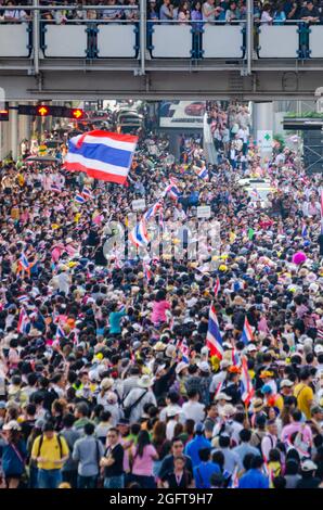 Manifestations anti-gouvernementales à Bangkok, Thaïlande. Décembre 2013 Banque D'Images