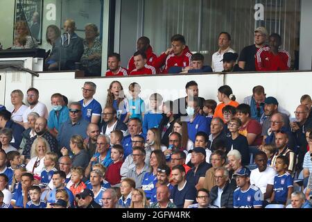 James Norwood, George Edmundson, Sone Aluko, Kayden Jackson et Toto Nsiala d'Ipswich Town Watch on from the stand - Ipswich Town v Milton Keynes dons, Sky Bet League One, Portman Road, Ipswich, Royaume-Uni - 21 août 2021 usage éditorial seulement - restrictions DataCo applicables Banque D'Images