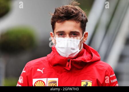 Spa-Francorchamps, Belgique. 27 août 2021, Charles Leclerc (mon) Ferrari. Grand Prix de Belgique, vendredi 27 août 2021. Spa-Francorchamps, Belgique. Crédit : James Moy/Alay Live News Banque D'Images