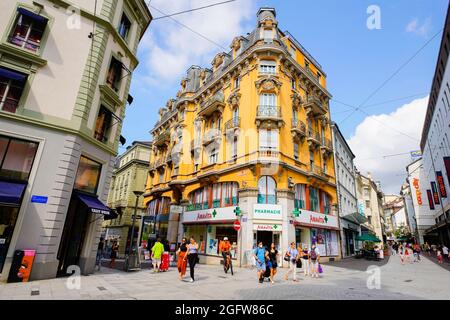 Bâtiment Art Nouveau de Saint-Laurent, rue Ale à Lausanne capitale du canton de Vaud, Suisse. Banque D'Images