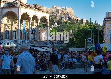 ATHÈNES, GRÈCE - 15 août 2021 : mosquée ottomane construite en 1759 sur la place Monastiraki, au centre d'Athènes. Sous l'Acropole, Grèce, août Banque D'Images