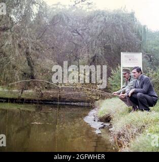 Acteurs roumains Ilarion Ciobanu & Gheorghe Dinica, env. 1980 Banque D'Images