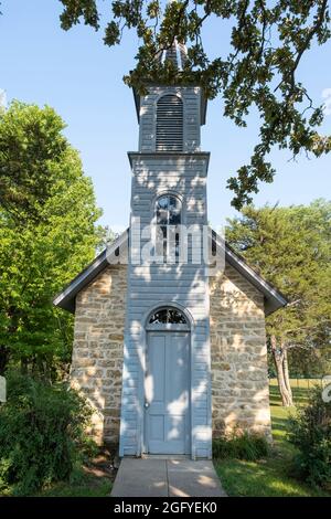 Chapelle Saint-Antoine de Padoue, comté de Winneshiek, Iowa. La plus petite église du monde, 14x20 pieds, construite en 1885. Banque D'Images