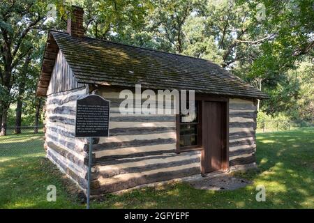 Huber Family Cabin, comté de Winneshiek, le plus petit parc de l'église, Iowa. Construit en 1849, restauré en 1993. Banque D'Images