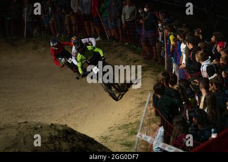 Coureurs pendant les Championnats du monde MTB 2021, quatre Croix (4X), course de vélo de montagne le 27 août 2021 à Val Di Sole, Italie - photo Olly Bowman / DPPI Banque D'Images