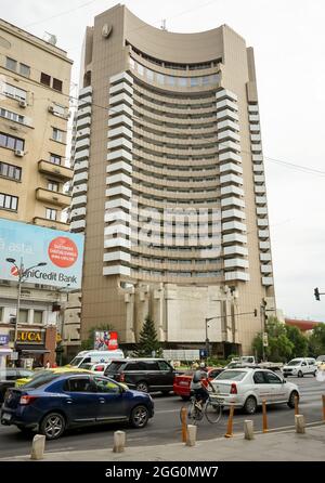 Bucarest, Roumanie - 26 août 2021 : Hôtel Intercontinental Bucarest situé sur le boulevard Nicolae Balcescu, à Bucarest, Roumanie. Banque D'Images