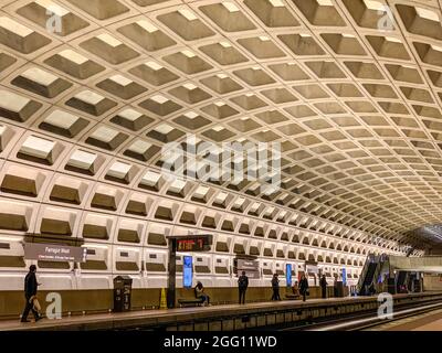 Plate-forme Washington DC Metro System. Banque D'Images