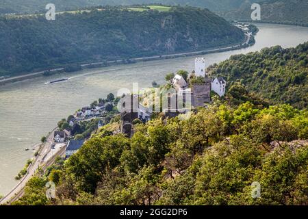 Paysage de la vallée du Rhin vue des frères hostiles châteaux Sterrenberg et Liebenstein à Kamp-Bornhofen Banque D'Images