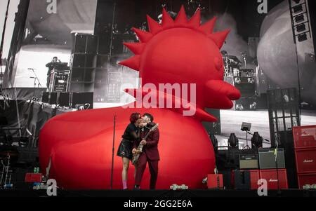 Leeds, Royaume-Uni, 27 août 2021. Photo de Yungblud au Leeds Festival. Crédit Katja Ogrin/Alamy Banque D'Images