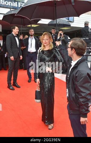 Karlovy Vary, République tchèque. 28 août 2021. L'actrice tchèque Ester Geislerova vient à la cérémonie de clôture du 55e Festival international du film de Karlovy (KVIFF), le 28 août 2021, à Karlovy Vary, République tchèque. Crédit: Slavomir Kubes/CTK photo/Alamy Live News Banque D'Images